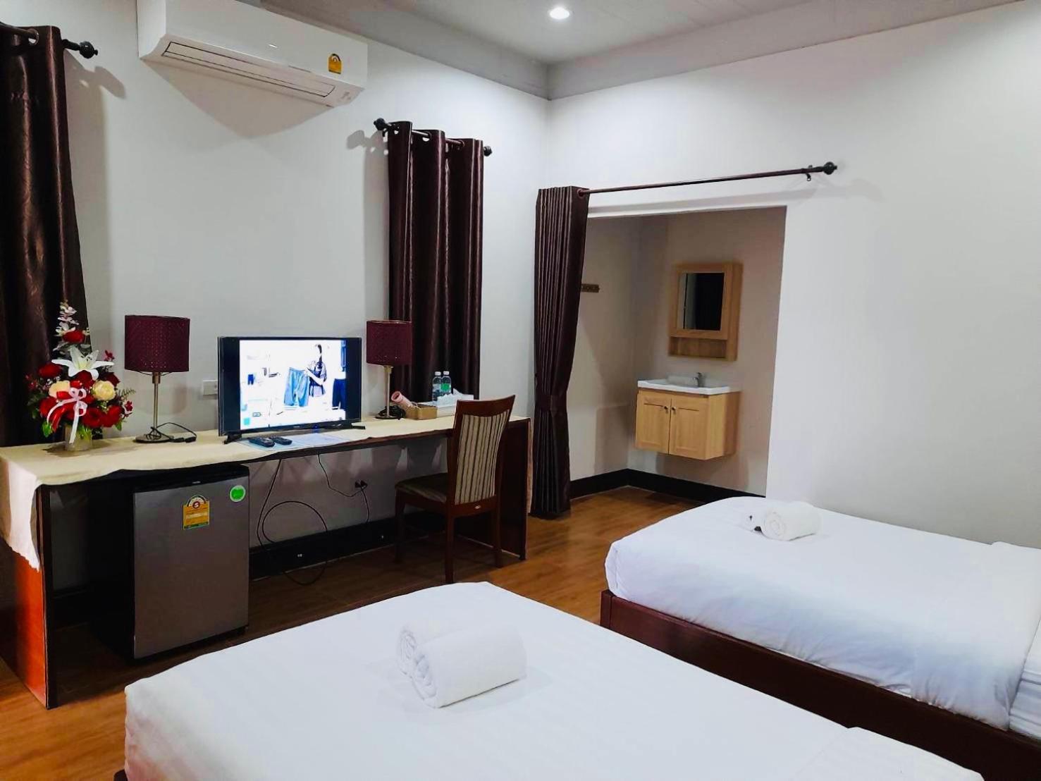 Punyin Hotel Inthanon -ปั้นหยิ่น โฮเทล Chom Thong Eksteriør billede