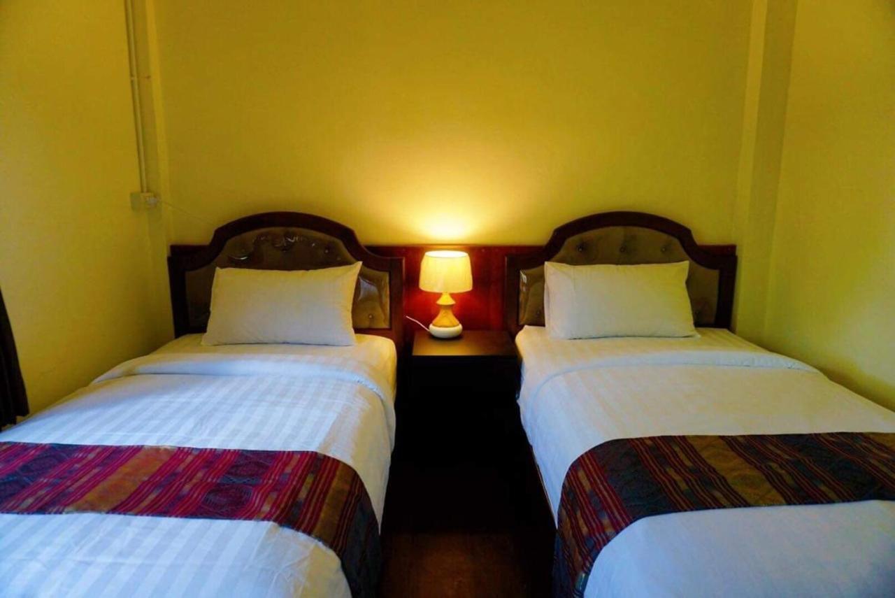 Punyin Hotel Inthanon -ปั้นหยิ่น โฮเทล Chom Thong Eksteriør billede