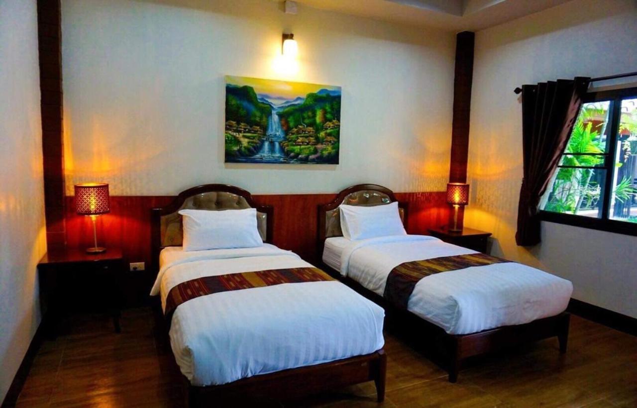 Punyin Hotel Inthanon -ปั้นหยิ่น โฮเทล Chom Thong Eksteriør billede