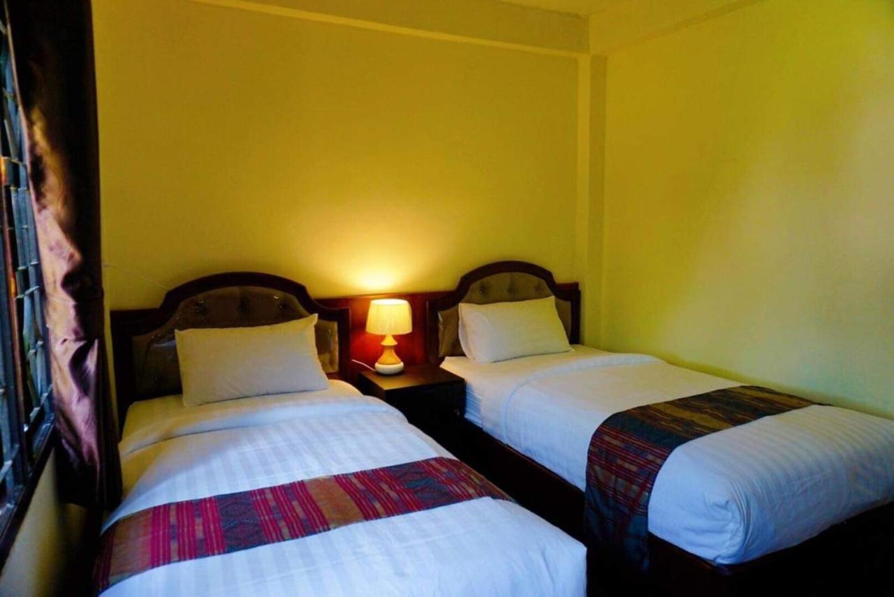 Punyin Hotel Inthanon -ปั้นหยิ่น โฮเทล Chom Thong Eksteriør billede